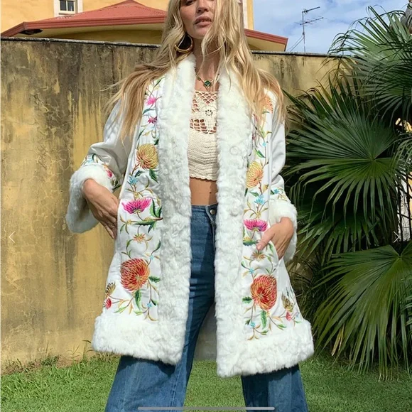 🌼Chasing Unicorns NY Groove Penny Lane Coat - Picture 1 of 14
